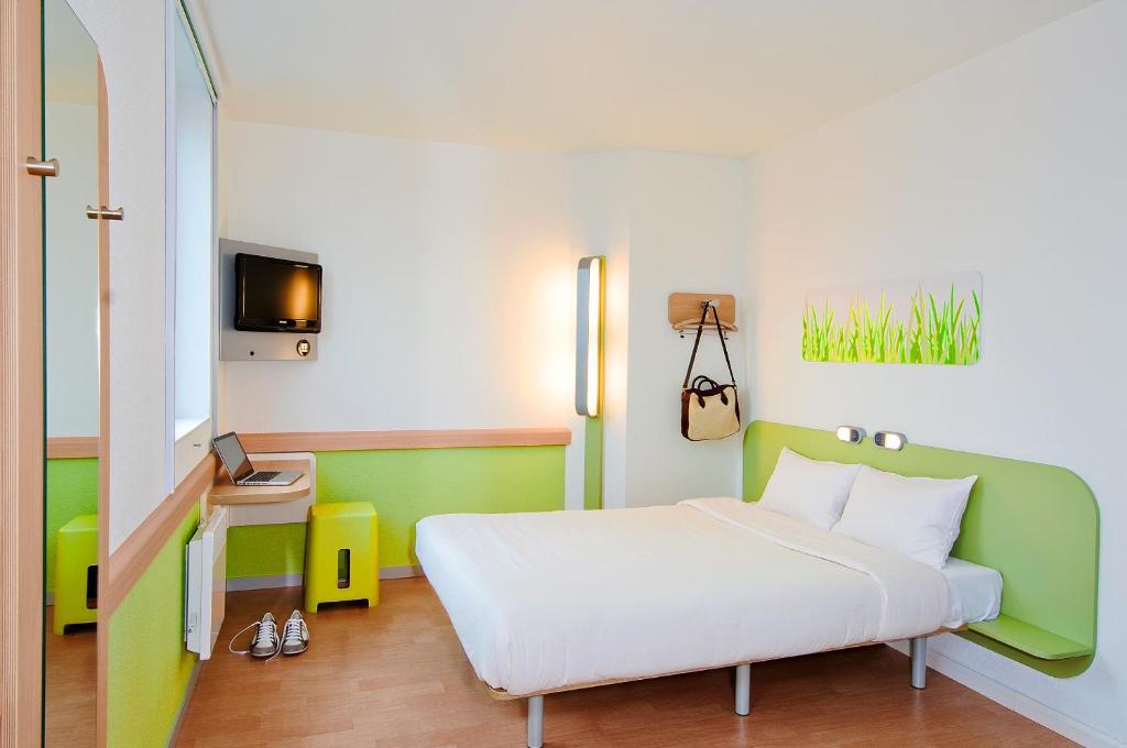 Ibis Budget Saint-Quentin Centre Gare Bilik gambar