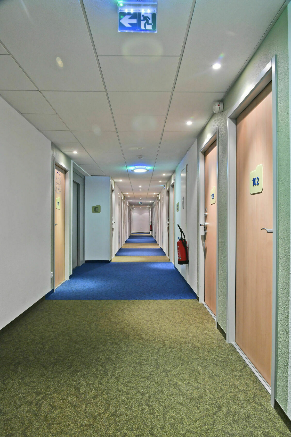 Ibis Budget Saint-Quentin Centre Gare Luaran gambar